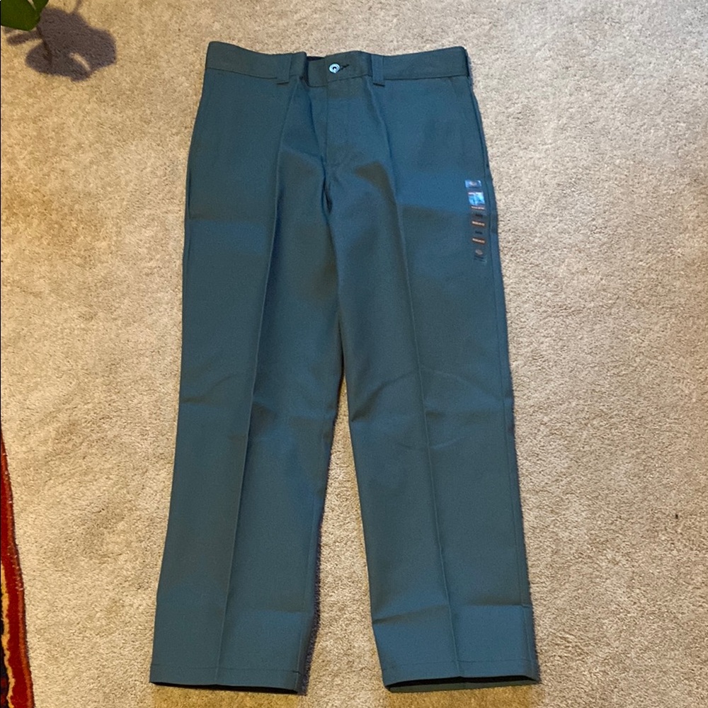 Men’s Dickies work/skateboarding pants NWT